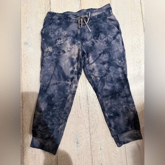 Lululemon Ready to Rulu Jogger Crop Diamond Dye Lunar Rock True Navy Size: 10 - Picture 9 of 12